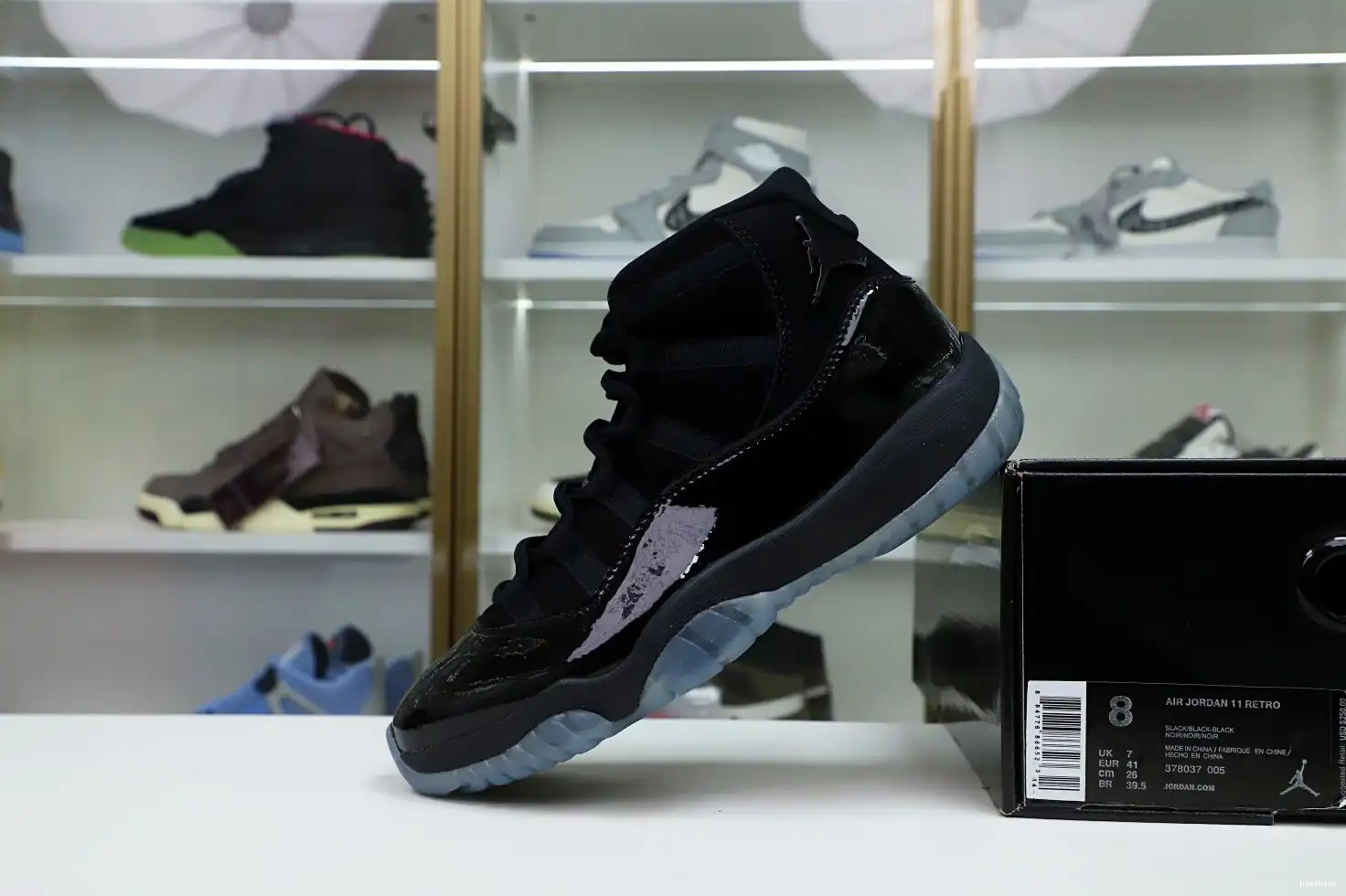 Kimikick GOWN' AIR AND RETRO JORDAN 'CAP 11 0507